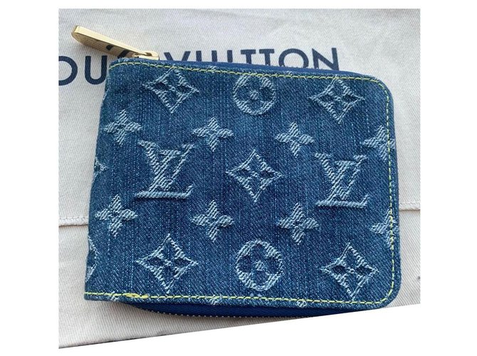 Louis Vuitton carteiras Azul Jeans  ref.195633