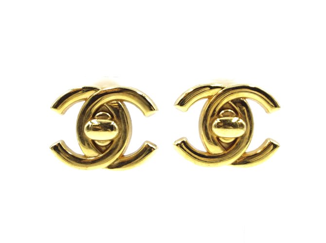 chanel metal gold earrings