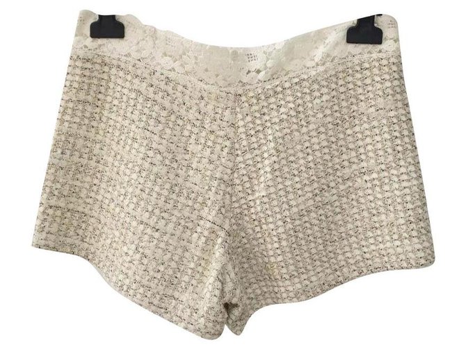Chanel Tweed Shorts Sz 38 Multiple colors  ref.196111