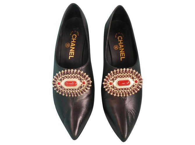 Chanel Heels Black Leather  ref.196117