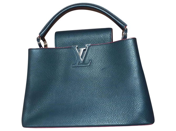 Capucines Louis Vuitton Handbags Navy blue Leather  ref.196221