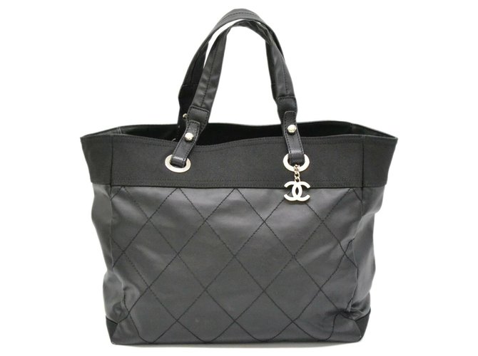 Chanel handbag Black Leather  ref.196241
