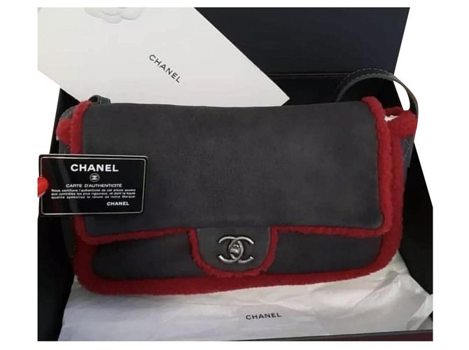 NWB Chanel Vintage Matelasse Shearling Leather Sac à bandoulière Suede Noir  ref.196584