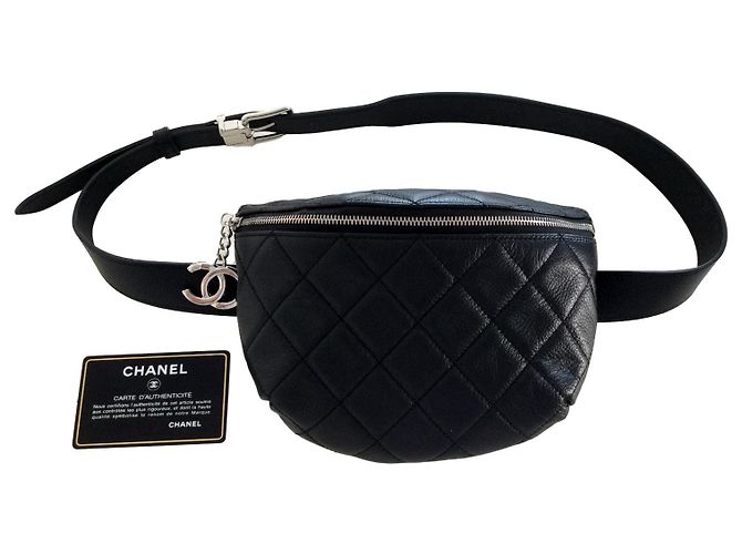 Chanel Bolsa de cinto de banana Preto