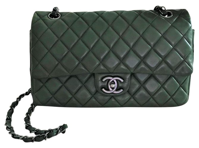 Chanel médio Timeless clássico flap saco Verde Couro  ref.196729