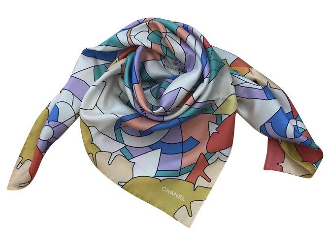 Bufanda de seda de chanel Multicolor  ref.196783
