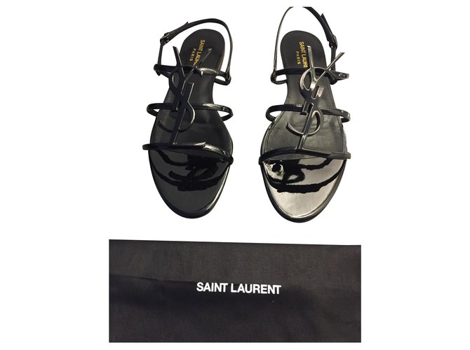 Yves Saint Laurent Cassandra Black Patent leather  ref.196800