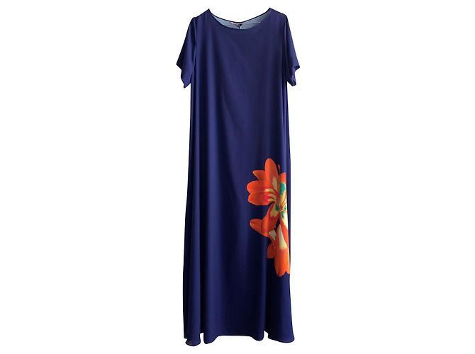 Pier Antonio Gaspari Tinte blau Kleid