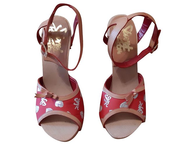 Autre Marque Leather Clogs Red Fabric with Silver Lamé Hearts Silvery