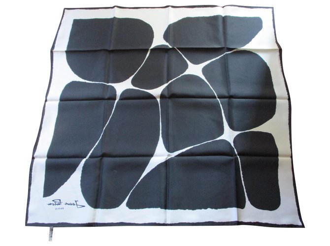 Autre Marque Quadrato in seta bianco e nero.  ref.197032