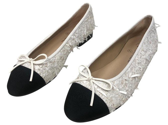 Cambon Chanel Dancers White Tweed  ref.197172