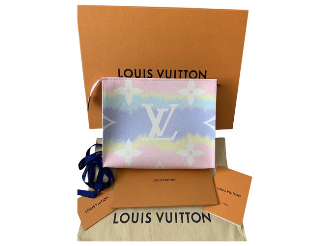 Louis Vuitton Toiletry 26 Escale Pastel Pochette With Strap &