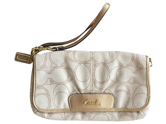 Coach Clutch Tasche Beige und Gold Polyester Golden