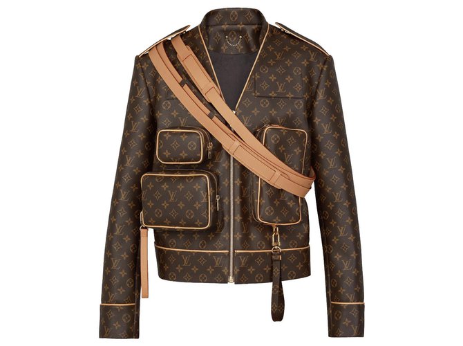 Louis Vuitton Men Coats Outerwear Khaki Synthetic ref.299016 - Joli Closet