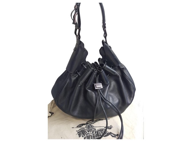 Burberry Handbags Black Leather  ref.198101