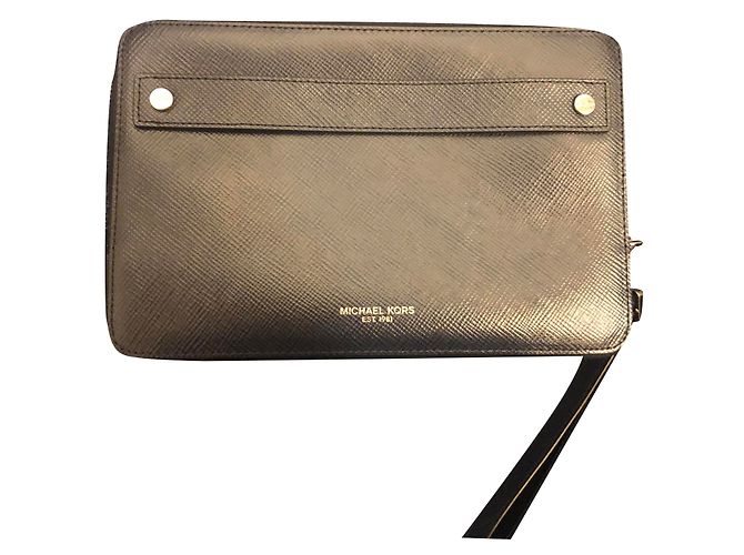 Pochette Michael Kors in pelle blu scuro