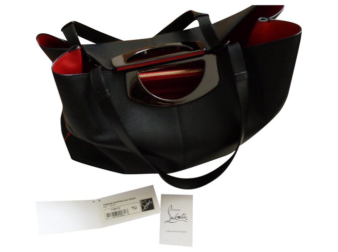 Christian Louboutin Handbags Black Leather ref.198309 - Joli Closet