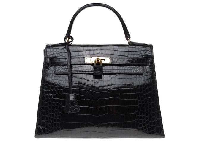 Splendide Hermès Kelly 28 en crocodile porosus noir, garniture en métal plaqué or, en superbe état ! Cuirs exotiques  ref.198551
