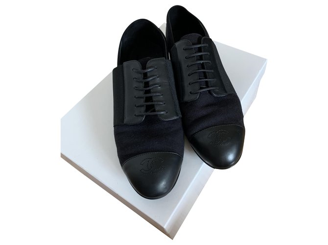 Chanel Lace ups Black Leather  ref.198698