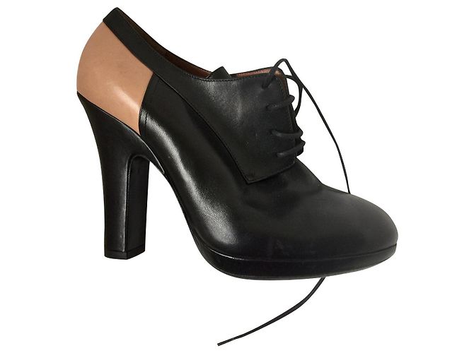 Stivaletti stringati Dries Van Noten in pelle nero e carne 37