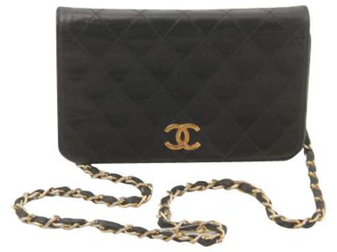 Wallet On Chain Chanel Flap Bag Negro Cuero  ref.199109
