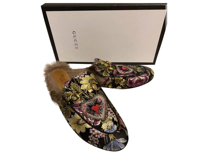 Gucci - Princetown Fur-Lined Floral Jacquard Heart Slippers Mules Clogs Sz.37 Multiple colors Nylon  ref.199134