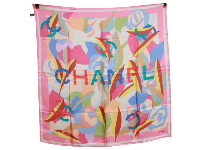 Chanel silk scarf. Soie Multicolore  ref.199215
