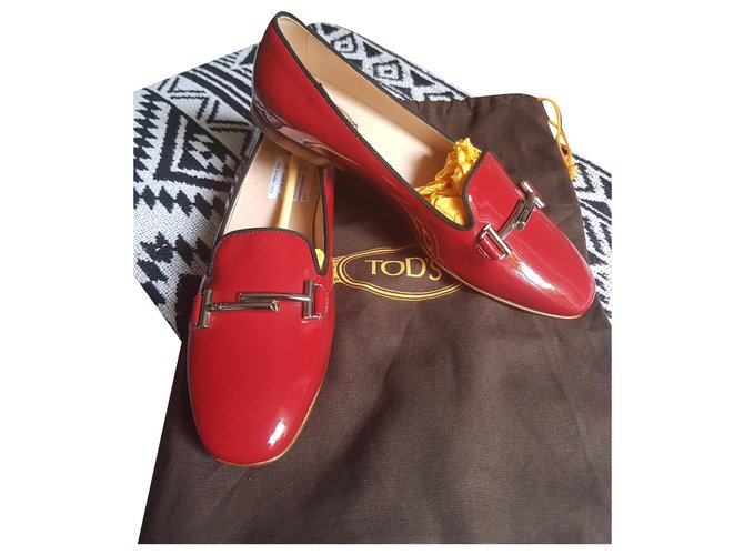 Tod's Flats Dark red Patent leather  ref.199458