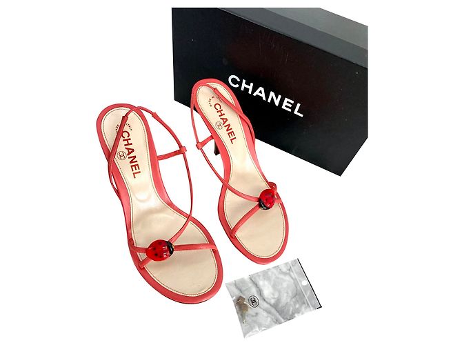 Neue Chanel Sandalen 38,5 Pink