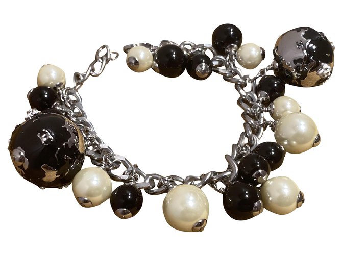 Chanel Armbänder Schwarz Silber Weiß Perle  ref.199559