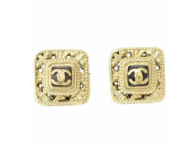 Chanel earring Golden Gold-plated  ref.199756