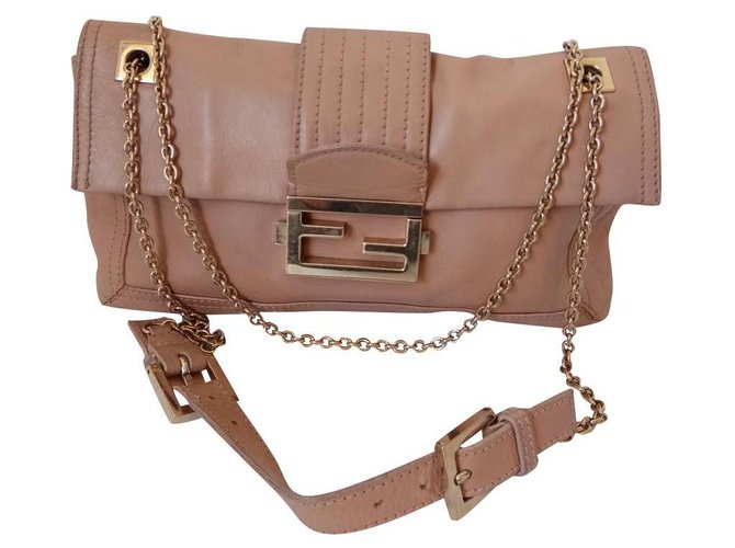 Baguette Fendi Handbags Peach Leather  ref.199778