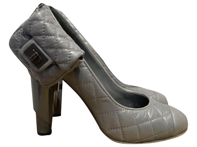 Chanel Heels Grey Leather  ref.199783