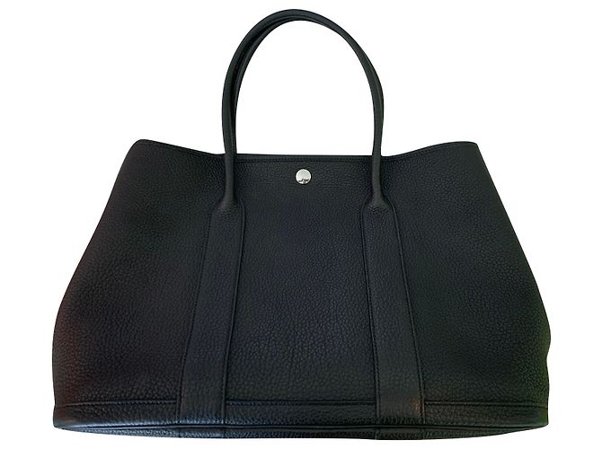 Bolsa Hermès Garden Party Back em couro preto