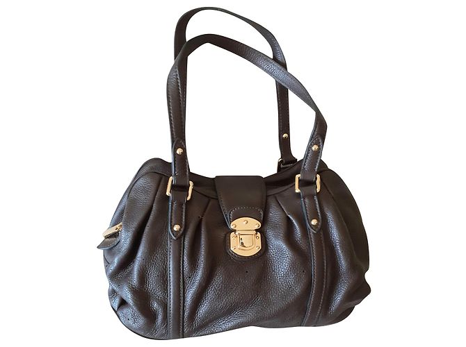 Bolso Louis Vuitton de cuero marrón oscuro