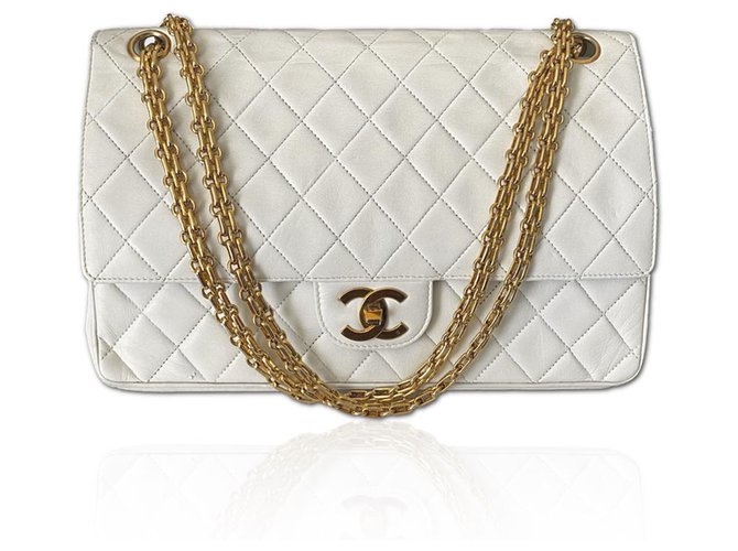 Timeless Chanel Lambskin Quilted Medium Bijoux Chain Classic lined Flap  White Leather  - Joli Closet