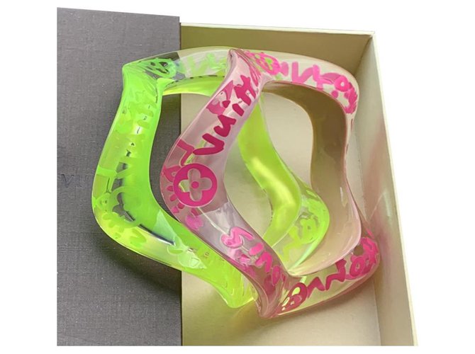 Louis Vuitton Bracelets Pink Plastic  ref.201434