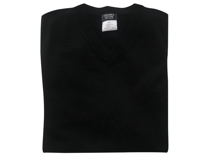 Chanel Men's V-Neck Sweater , Jersey material , size xs Black  ref.201475