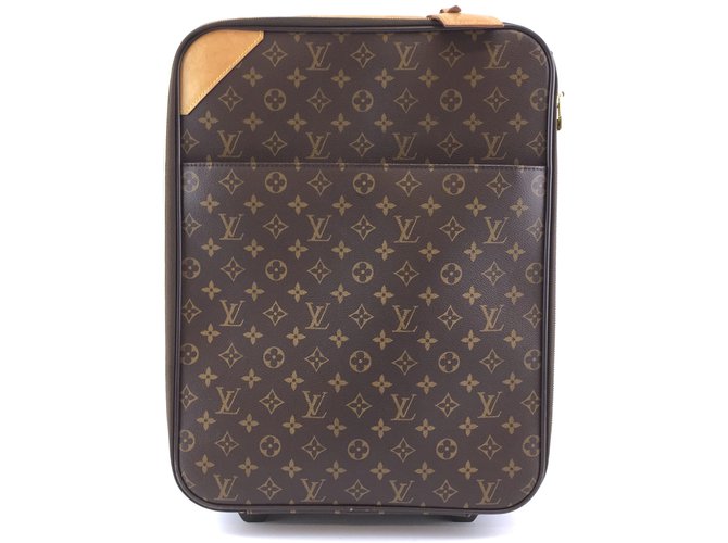 louis vuitton pegase 45