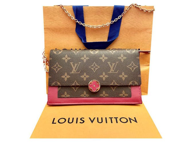 Louis Vuitton Chain Wallet Shoulder Bag LOUIS VUITTON FLORE CHAIN