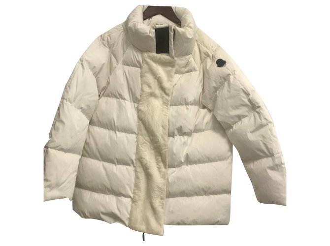 Moncler Amy Jacke Eggshell Polyamid Aus weiß 