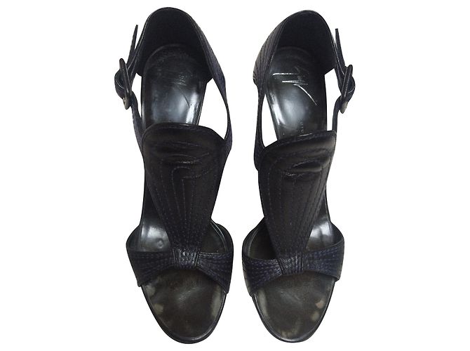 Giuseppe Zanotti sandalias de tacón de cuero Negro