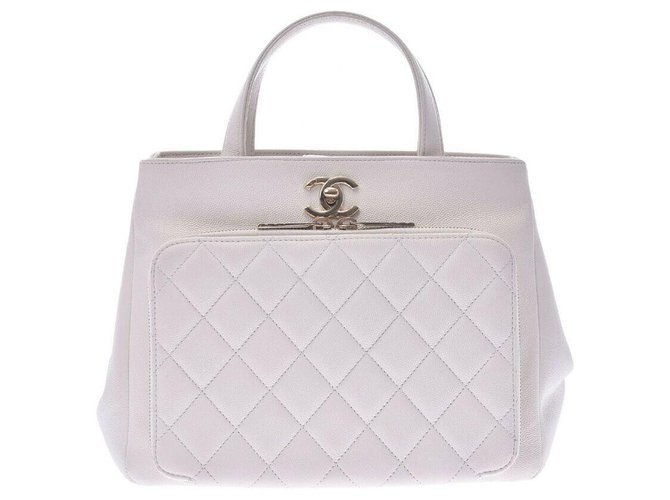 Chanel shopping White Leather  ref.202018