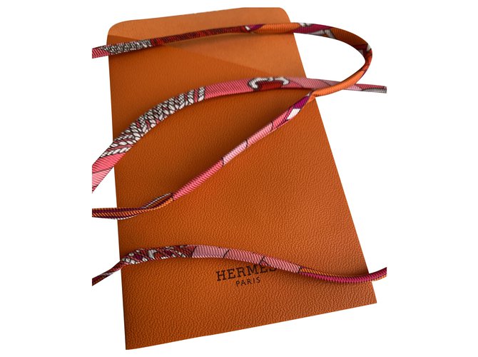 Hermès Armbänder Mehrfarben Seide  ref.202078