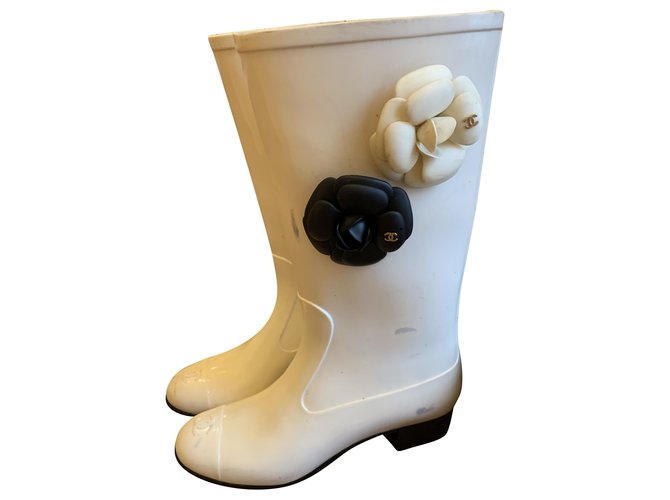 Chanel Boots Beige Rubber  ref.202151
