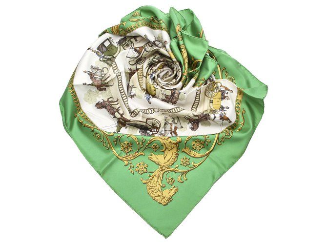 Hermès Foulard en soie Hermes Green La Promenade De Longchamp Tissu Multicolore Vert  ref.202264