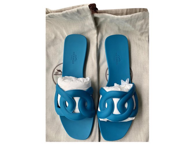 Hermès Aloha Bleu Vif Size 38 Azul Borracha  ref.202356