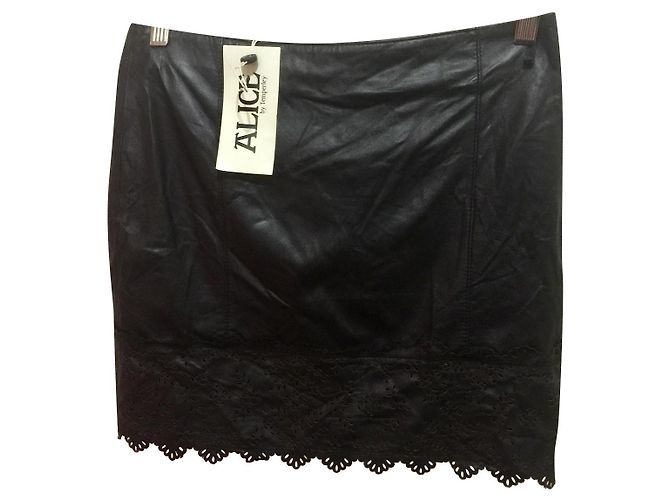 Alice by Temperley Nova saia de couro com corte a laser Preto