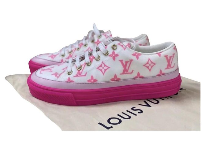 NWOB Louis Vuitton Rosa Monogramm Low Top Sneakers Gr. 39 Pink  ref.202388