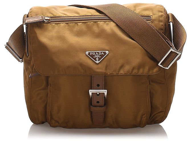Borsa a tracolla Prada in tessuto marrone